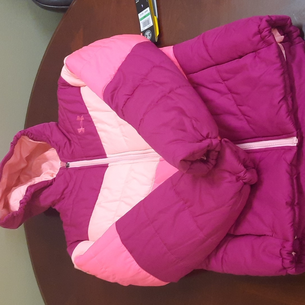 Under armor girls size L NWT